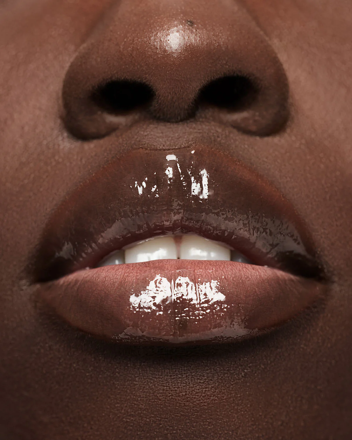 Fenty Treatz Hydrating + Strengthening Lip Oil — Black Cherry - Image 7