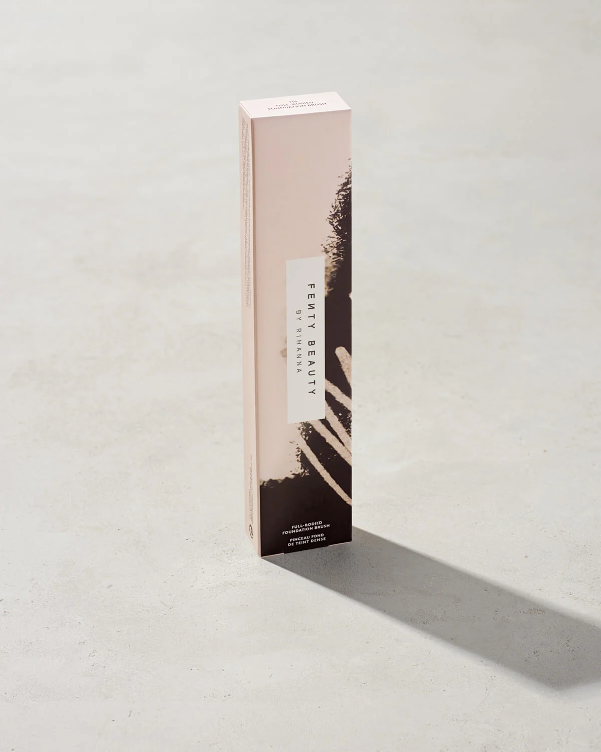 Full-Bodied Foundation Brush 110 - Image 4