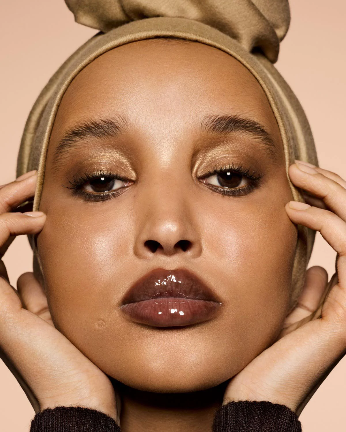 Gloss Bomb Heat Universal Lip Luminizer + Plumper — Hot Chocolit Heat - Image 4