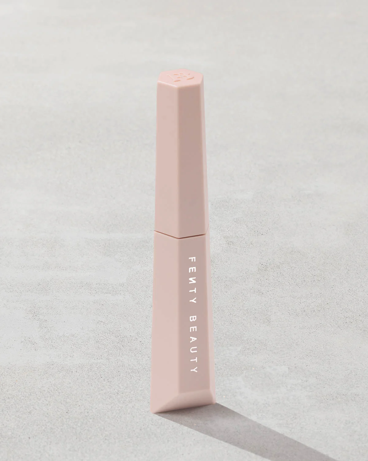 Hella Extra Mascara-Boosting Lash Primer - Image 8