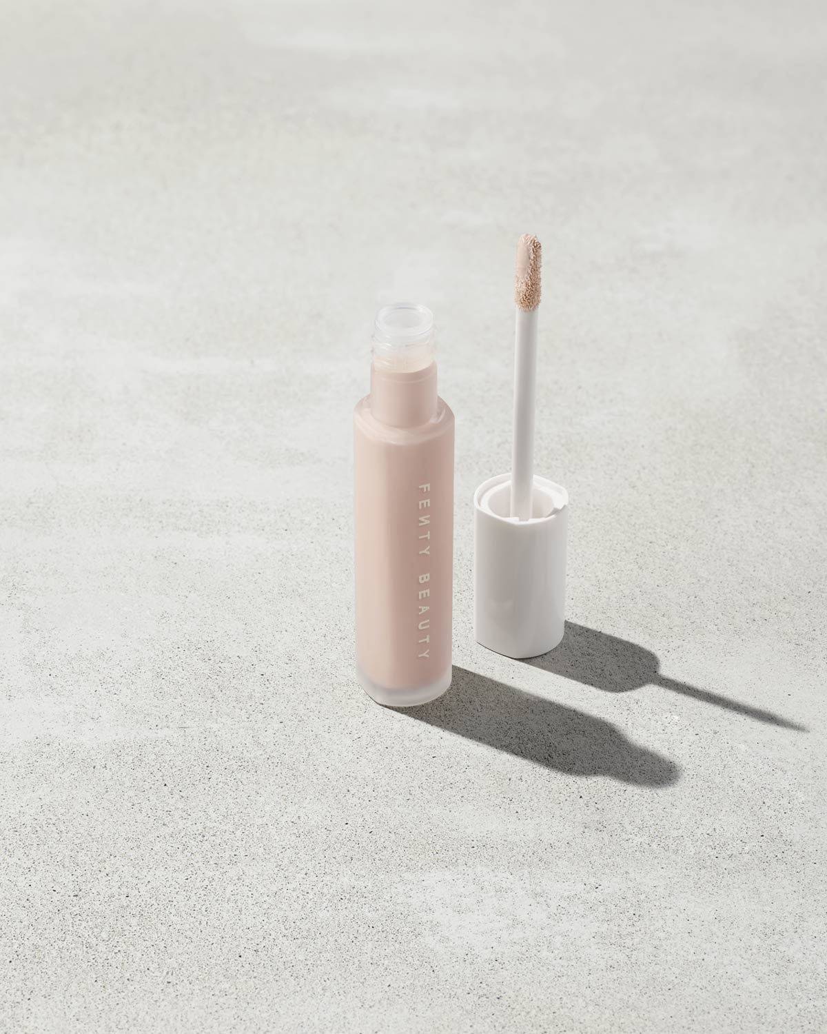 Pro Filt'r Instant Retouch Concealer ā #100