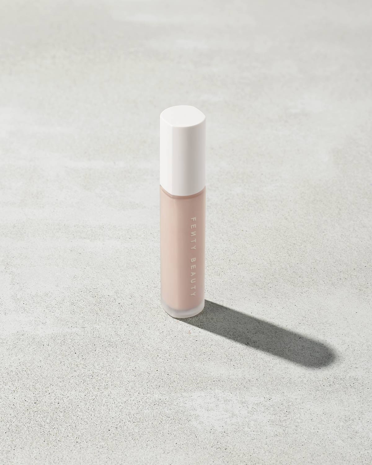 Pro Filt'r Instant Retouch Concealer ā #100 - Image 9