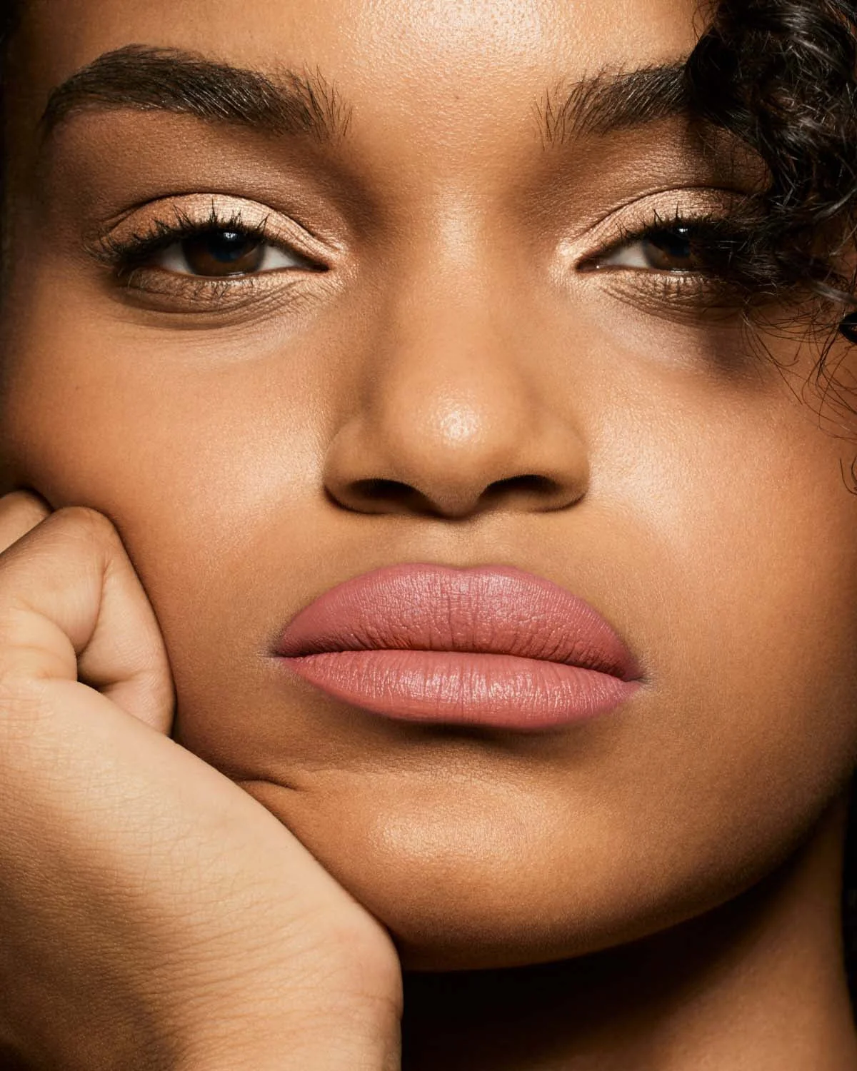 Stunna Lip Paint Longwear Fluid Lip Color — Uninterested - Image 3