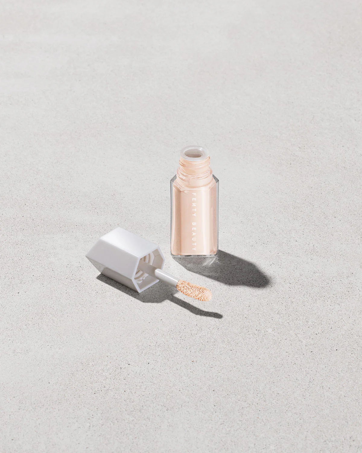 We're Even Mini Hydrating Longwear Concealer — 100C