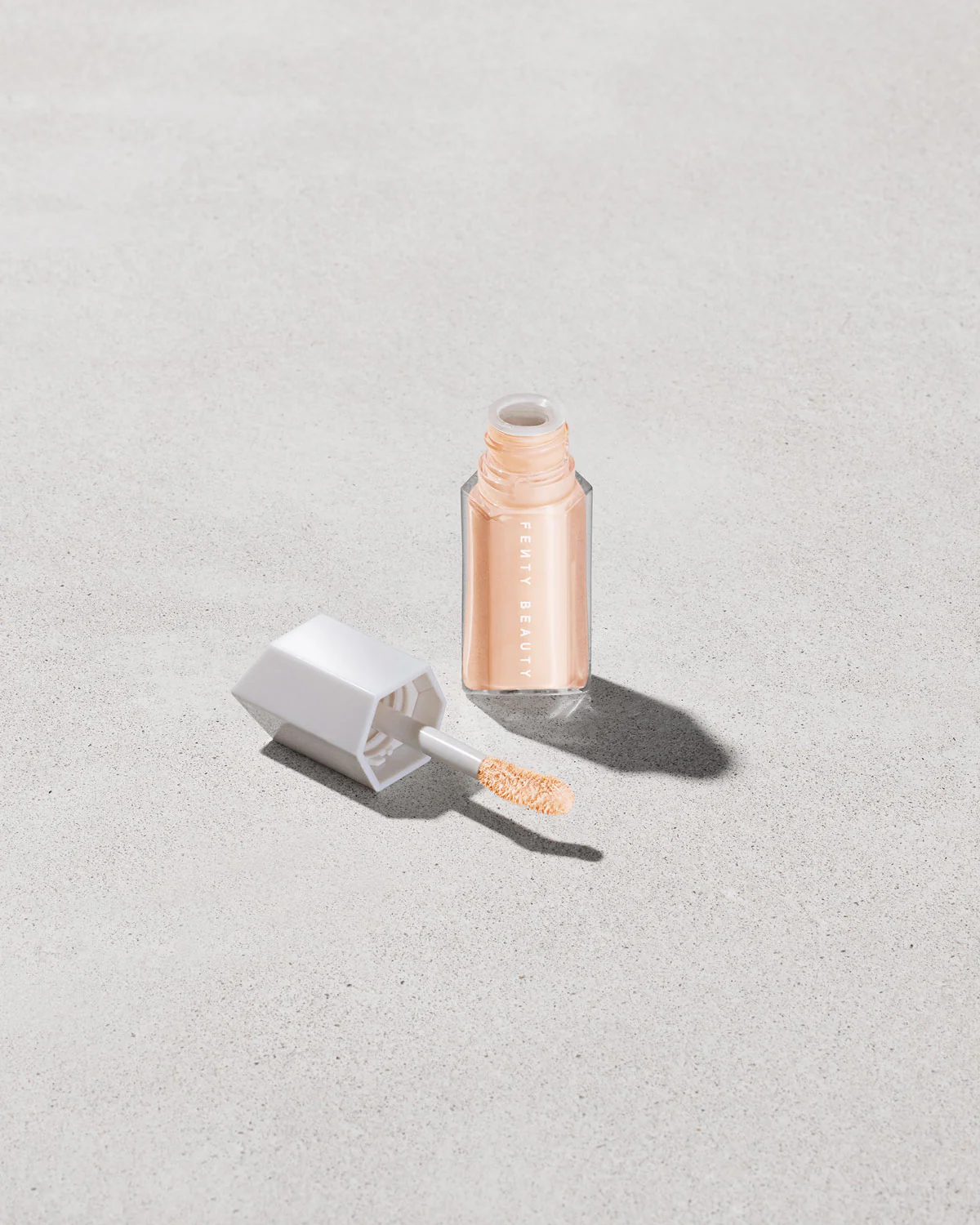 We're Even Mini Hydrating Longwear Concealer — 170C