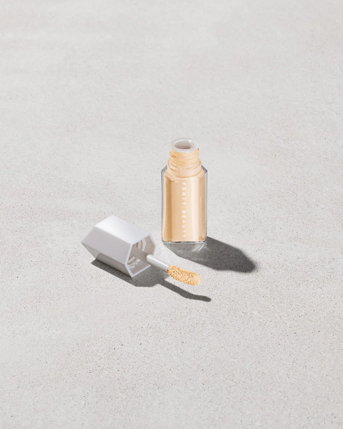 We're Even Mini Hydrating Longwear Concealer — 175W
