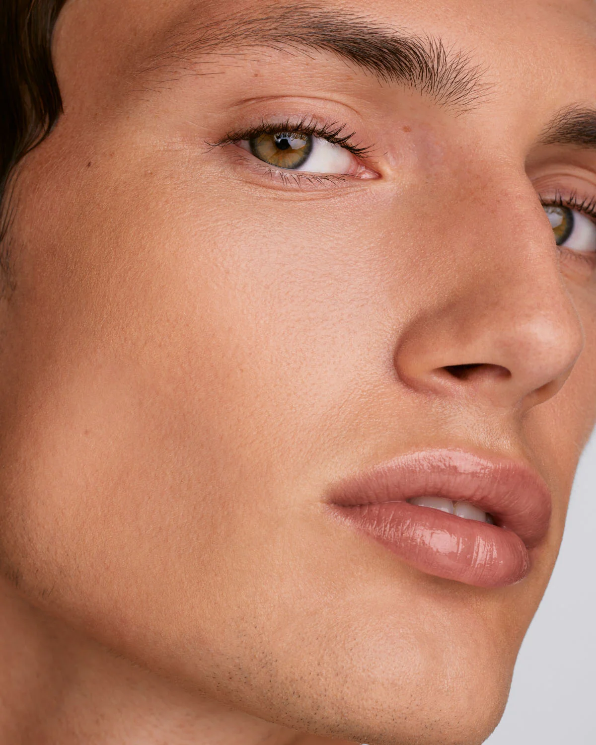 We're Even Mini Hydrating Longwear Concealer — 200C - Image 3