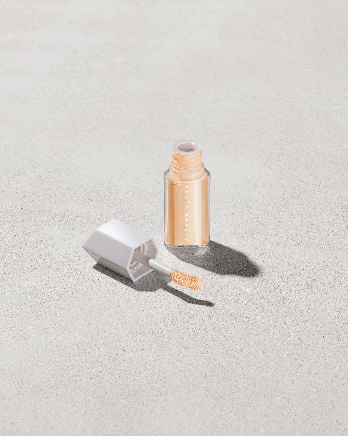We're Even Mini Hydrating Longwear Concealer — 230W