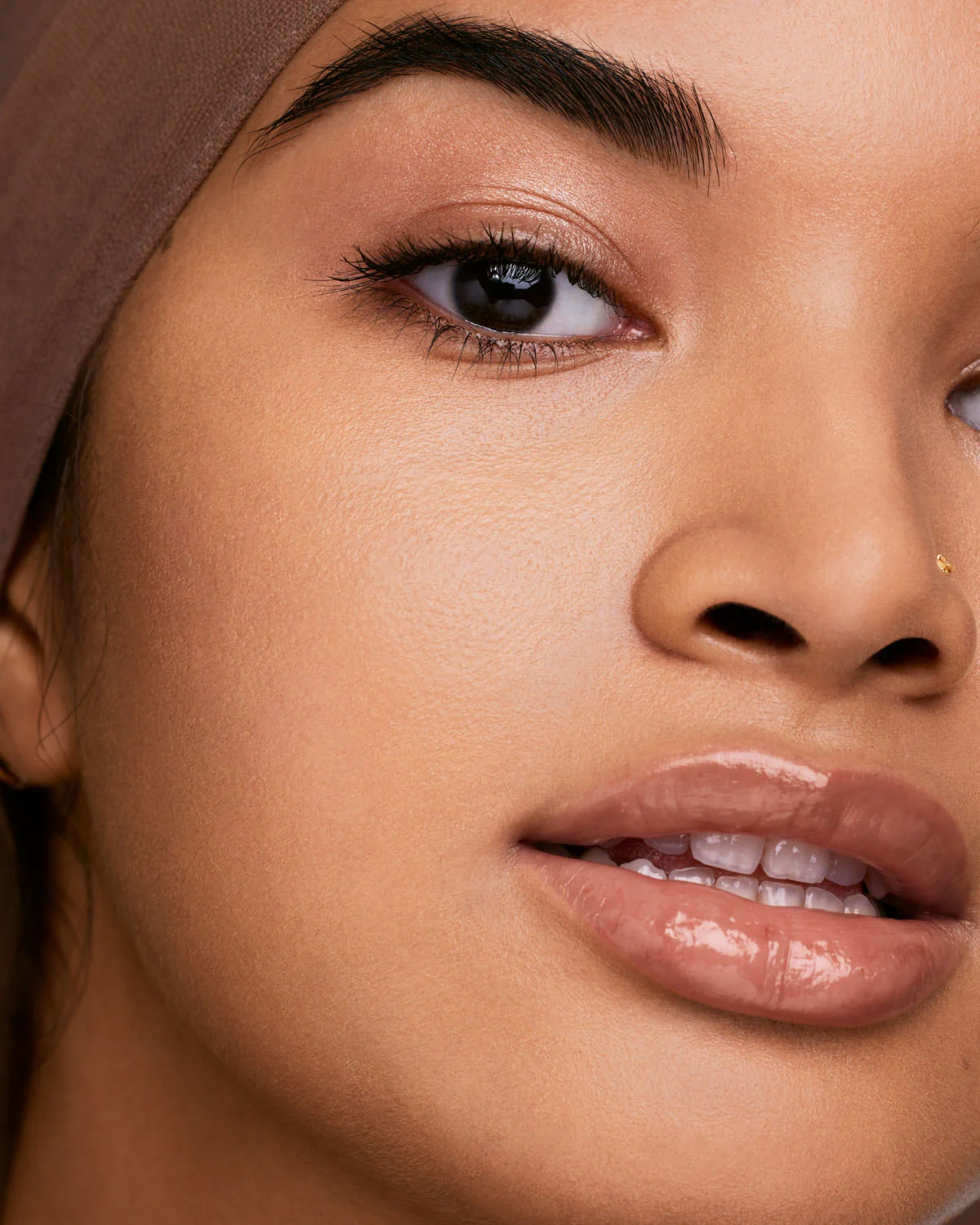 We're Even Mini Hydrating Longwear Concealer — 280C - Image 3