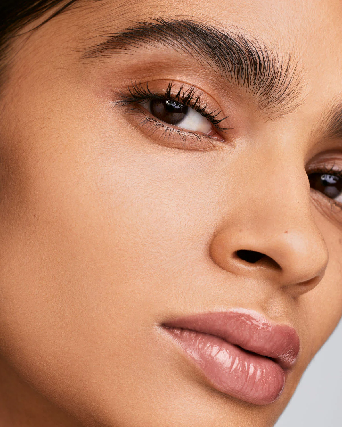 We're Even Mini Hydrating Longwear Concealer — 290W - Image 3